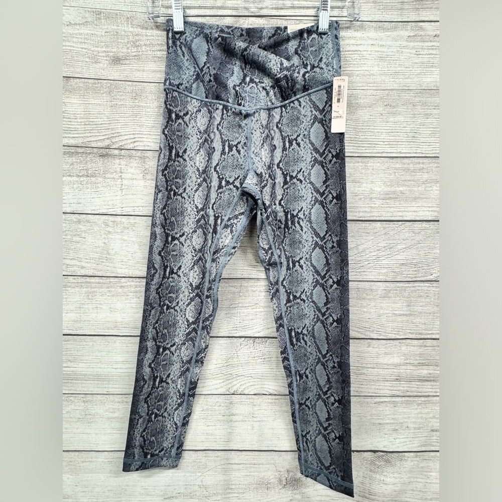 Victoria’s Secret On Point Snake Print Leggings - Picture 4 of 8